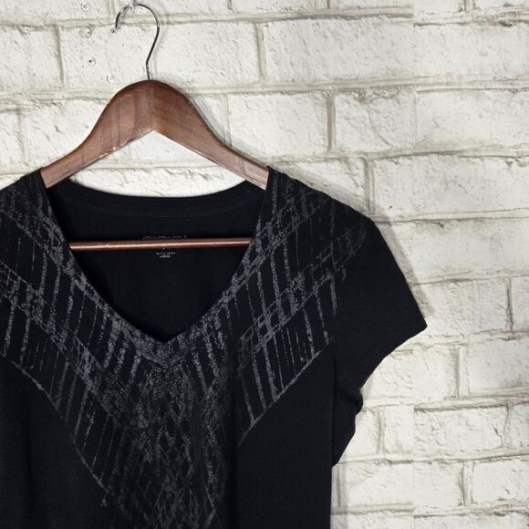 Kenneth Cole Reaction black tee - Picture 3 of 11